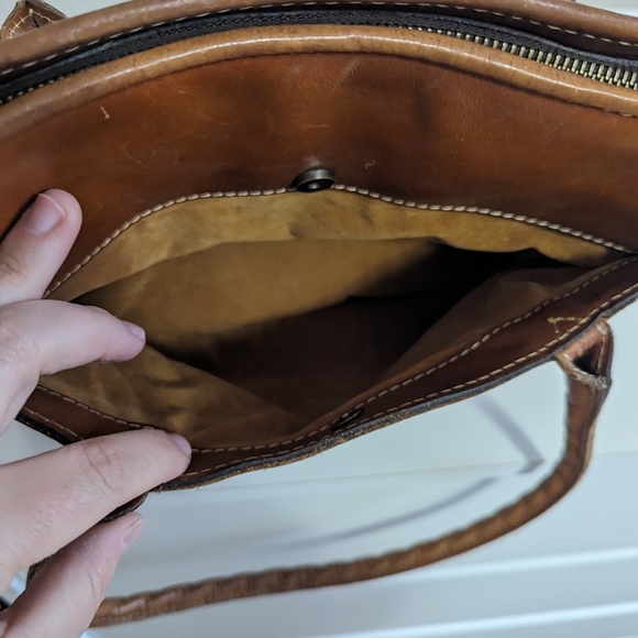 Patricia Nash large Paris satchel, tooled leather - Picture 11 of 16